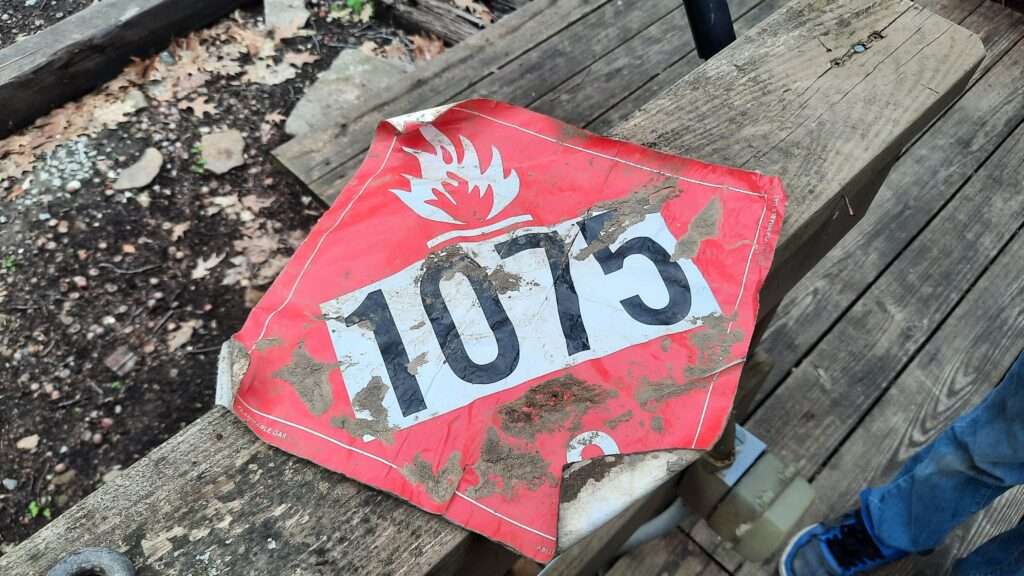 1075 placard