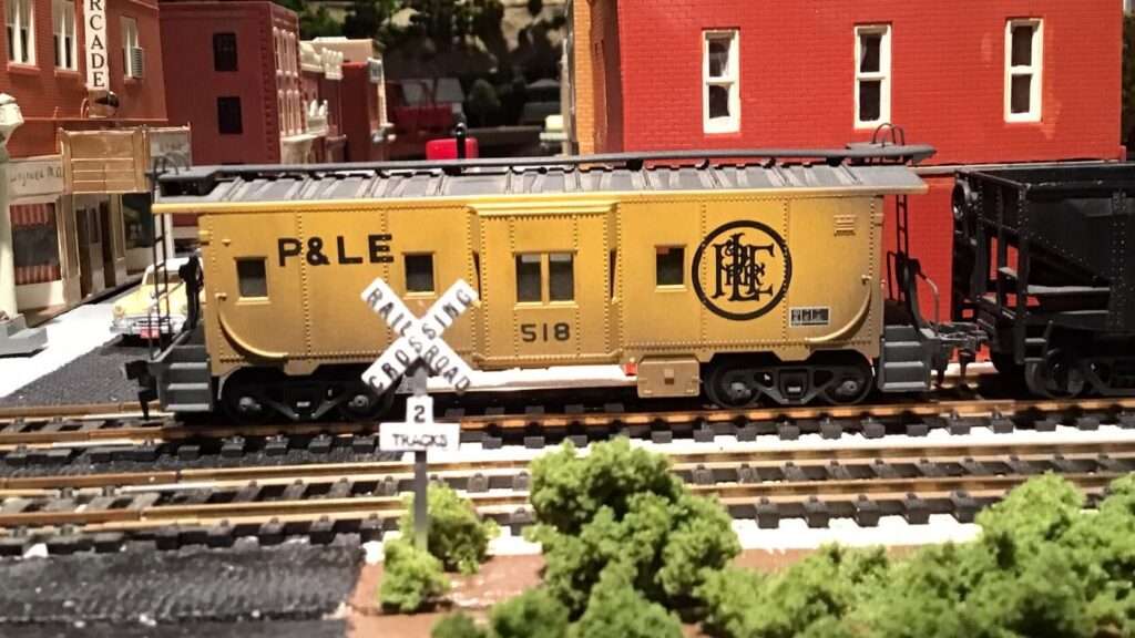 Cf 518 model facebook